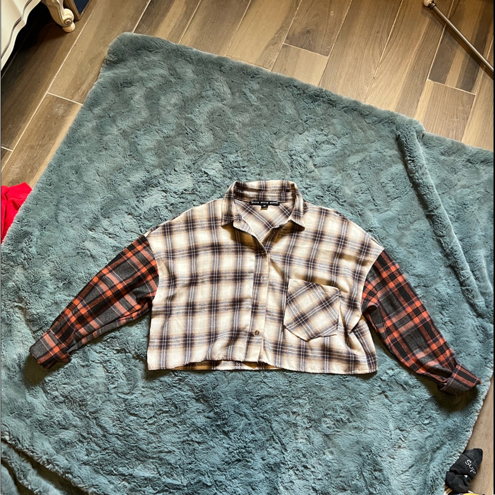 plaid cropped flannel